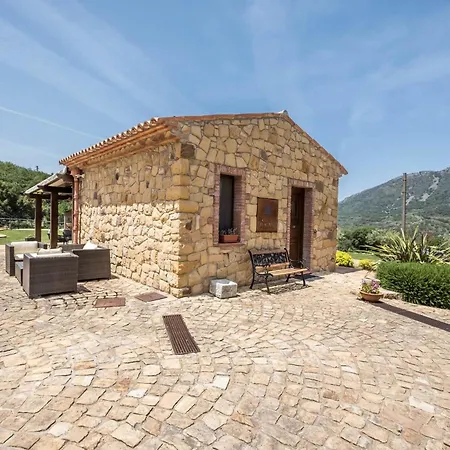 Casena Mongerrati مزرعة للإقامة