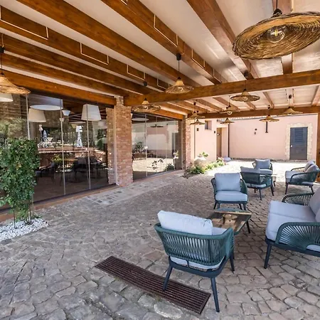 Casena Mongerrati مزرعة للإقامة Collesano
