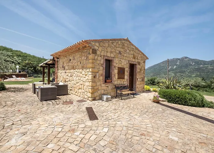 Casena Mongerrati مزرعة للإقامة